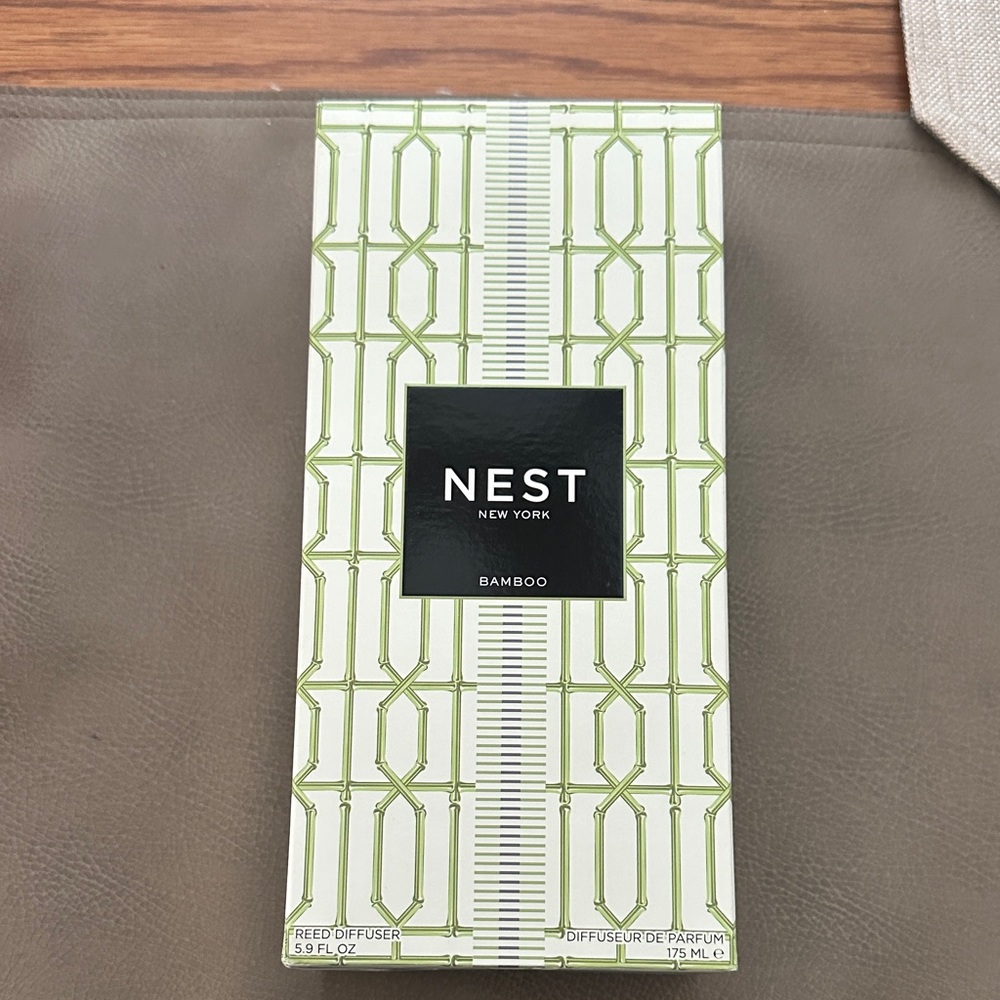 NEST Fragrances Bamboo Reed Diffuser - Green and Black